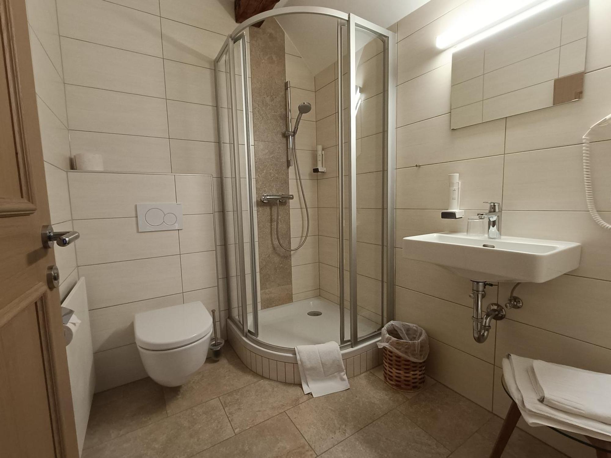 Hotel Gasthof Kohlmayr Ґмюнд-ін-Кернтен Екстер'єр фото