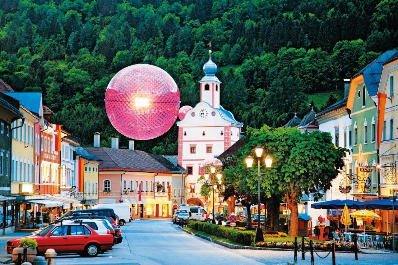 Hotel Gasthof Kohlmayr Ґмюнд-ін-Кернтен Екстер'єр фото